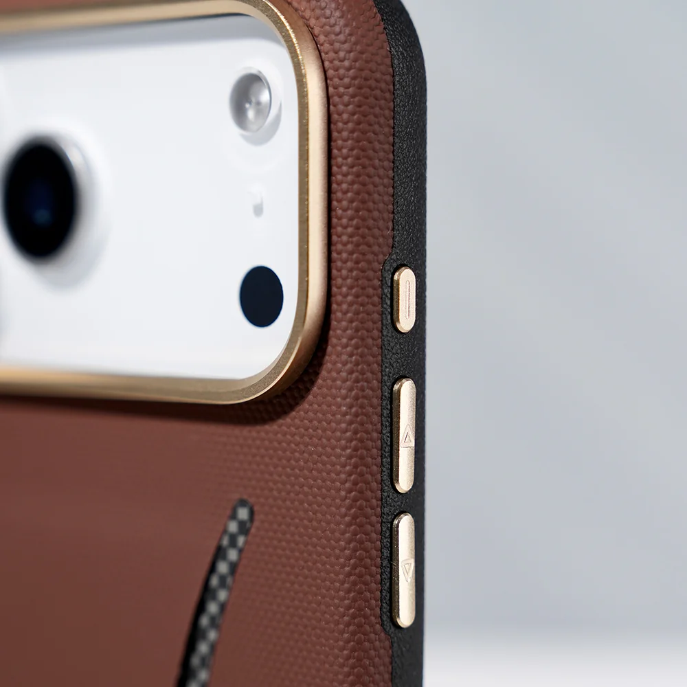 Protective Magnetic Back Cover- iPhone - Image 3